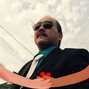 Meet your Posher, Jonathan